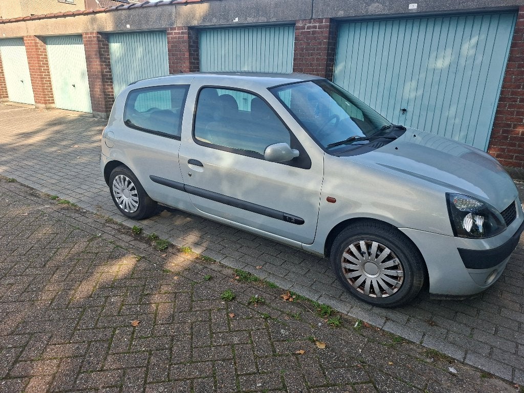 Renault Clio 1.2i 166dkn 2003 approuvée pour la vente, Achat, Berline, Phares directionnels, Particulier