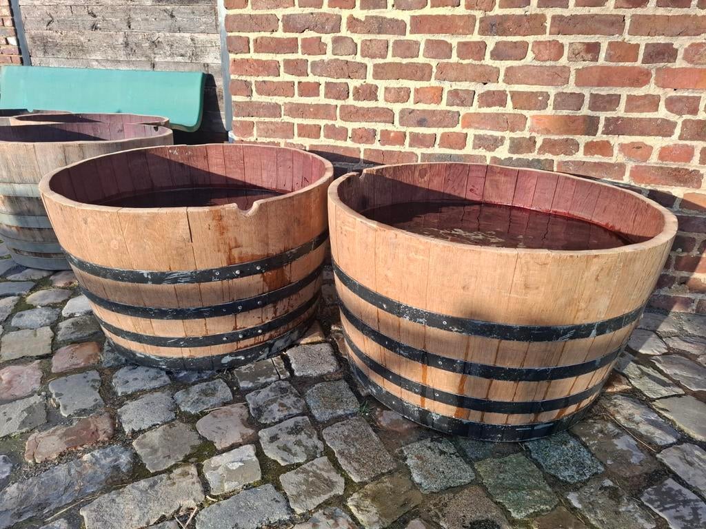 Grand tonneau à vin en demi-chêne 51 cm x 86 cm ! Vd grandes, Jardin & Terrasse, Bacs à fleurs & Jardinières, Enlèvement