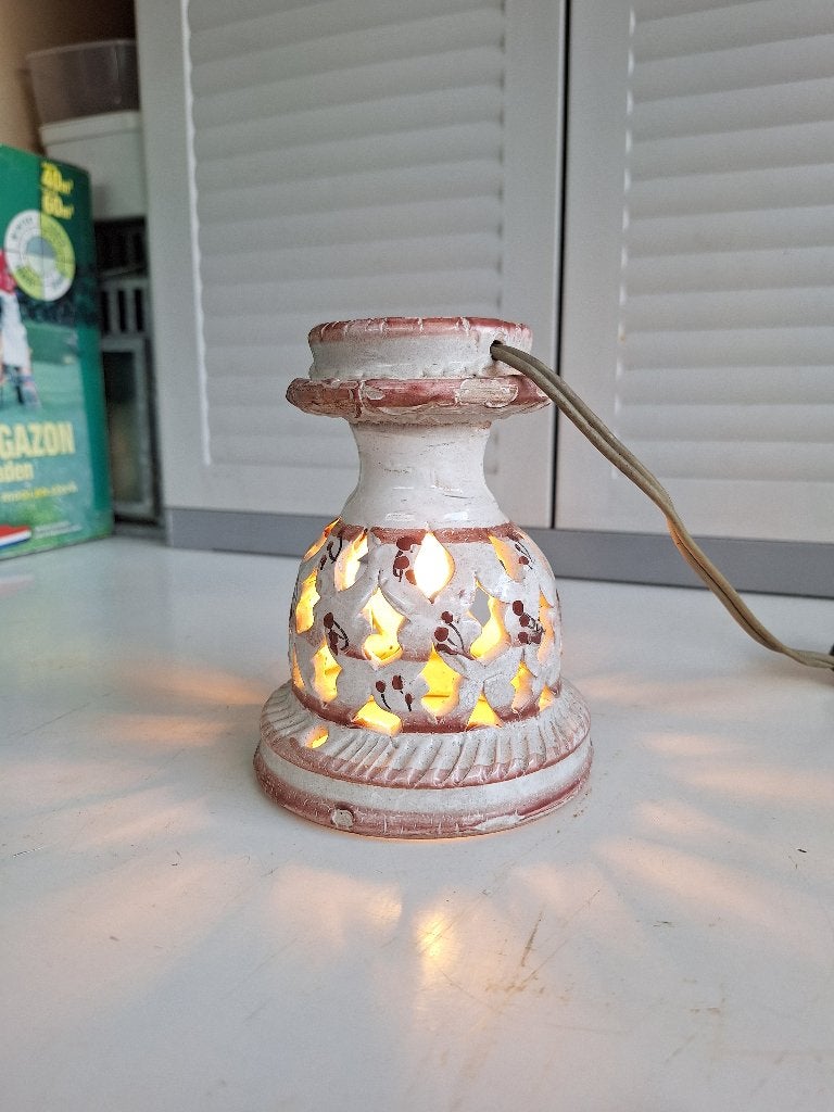 Lampje uit Tunizie, Enlèvement