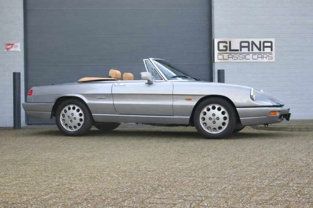 Alfa Romeo Spider 2.0 met keuring en Carpass, Autos, Alfa Romeo, Argent ou Gris, Beige, Entreprise, Spider