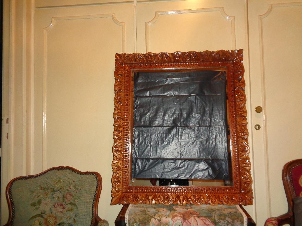 Très grand miroir mural,  lourd, Moins de 100 cm, Comme neuf, Enlèvement, 50 à 75 cm