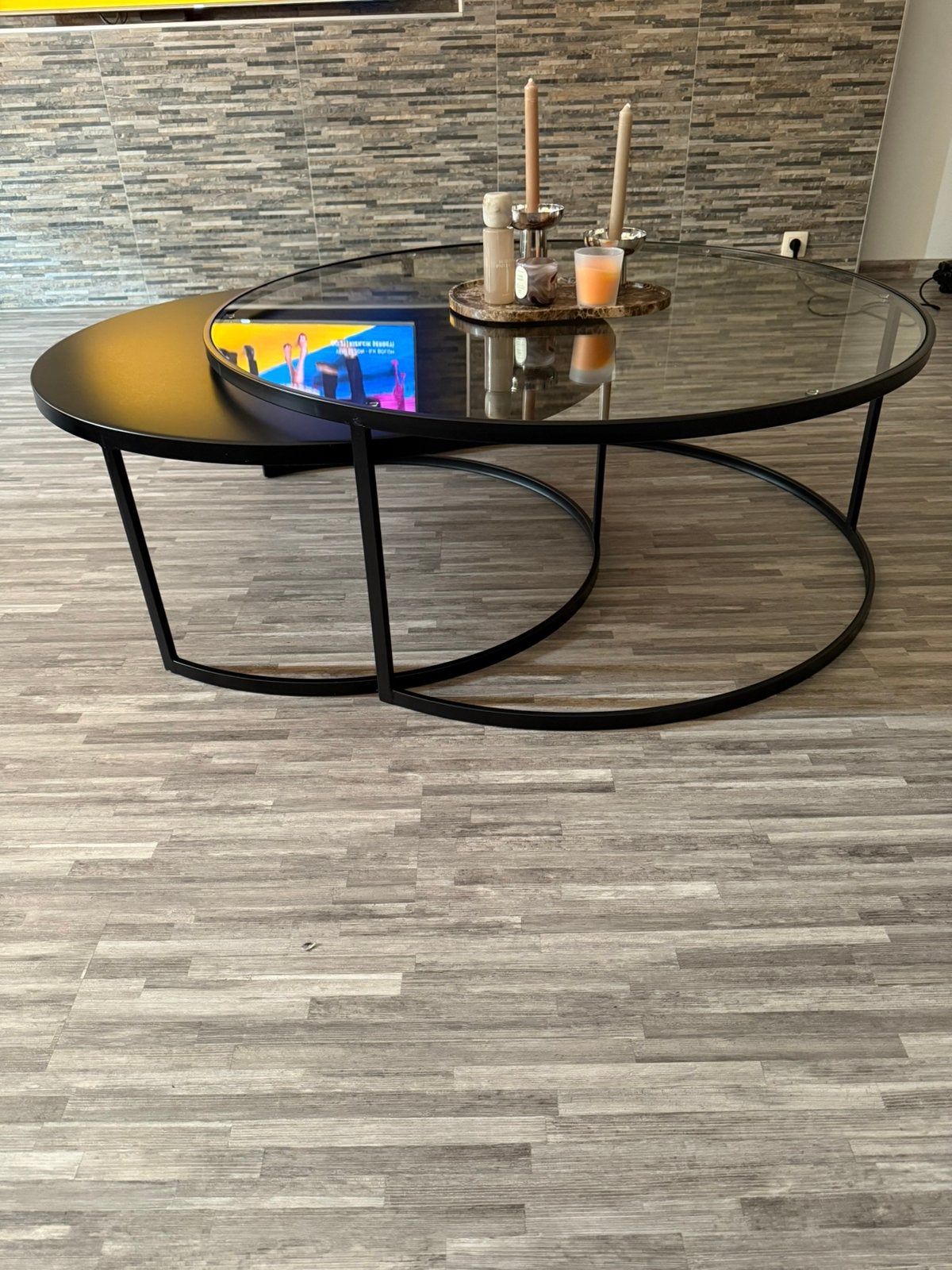 ronde tafel (2) maison du monde, Ophalen, Zo goed als nieuw