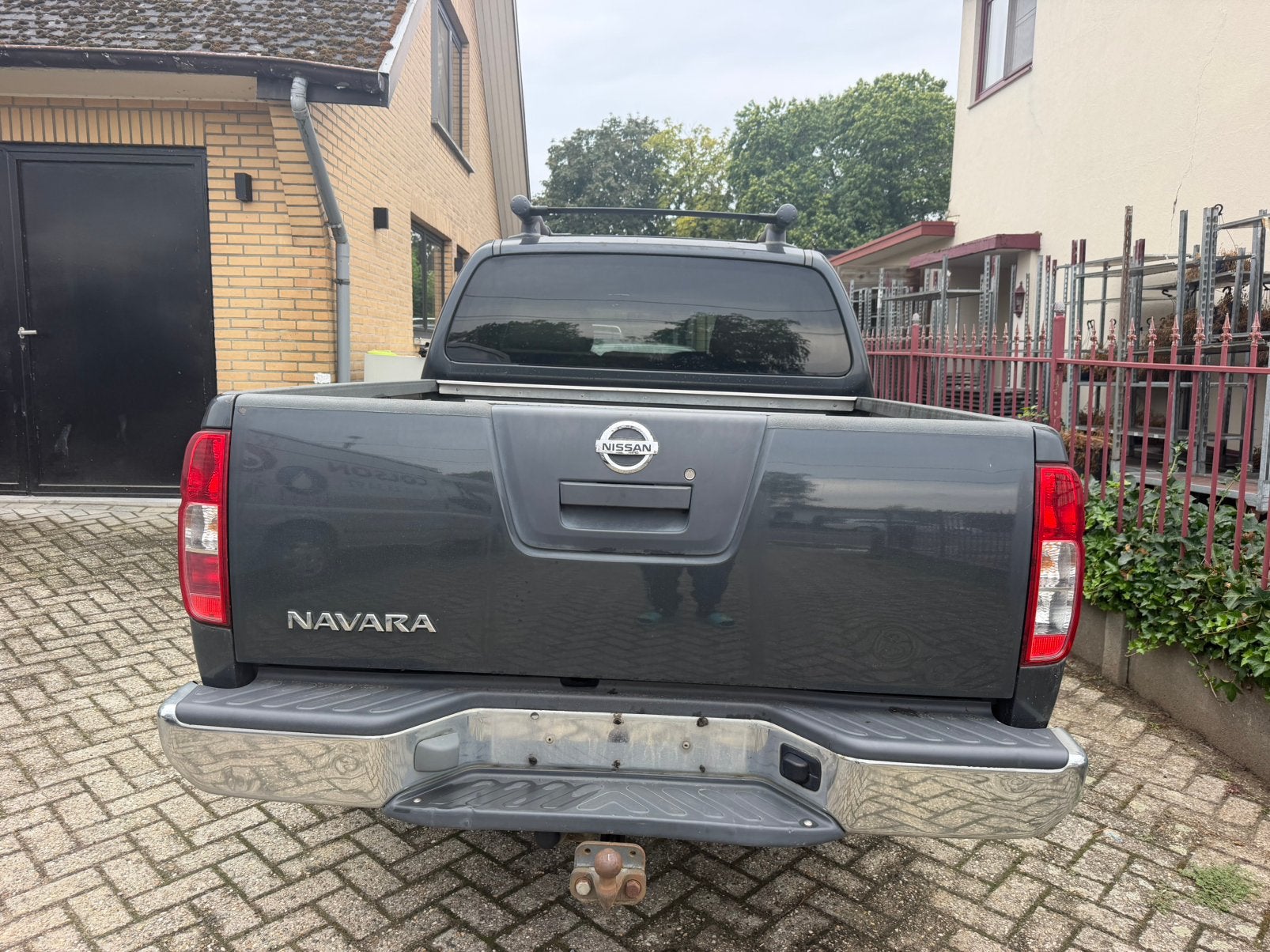 Nissan navara 2.5 tdi, Autos, Nissan, Achat, Entreprise, Boîte manuelle, 5 portes