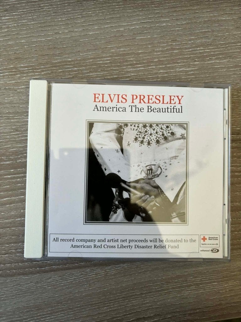Elvis cd, America the beautiful, van het RCA label. 5 euro., Enlèvement ou Envoi, Comme neuf, Rock 'n' roll