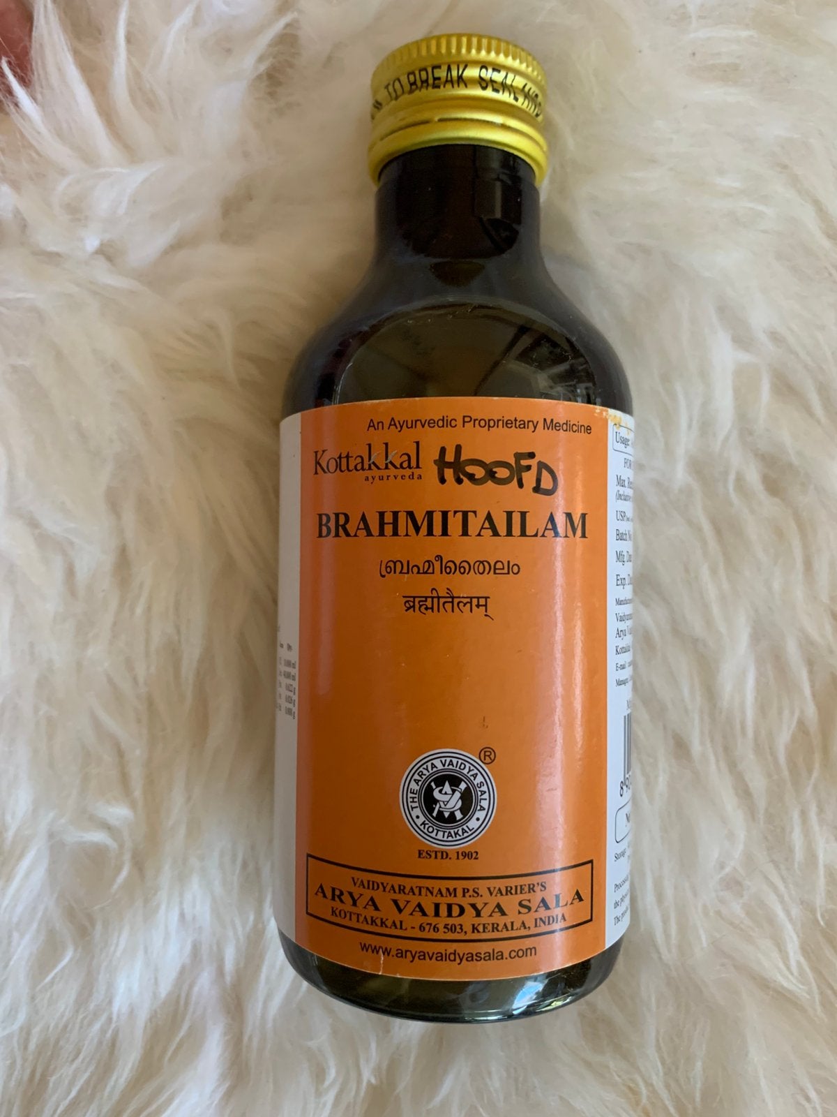 ayurveda massage oil hoofd brahmitailam, Ophalen