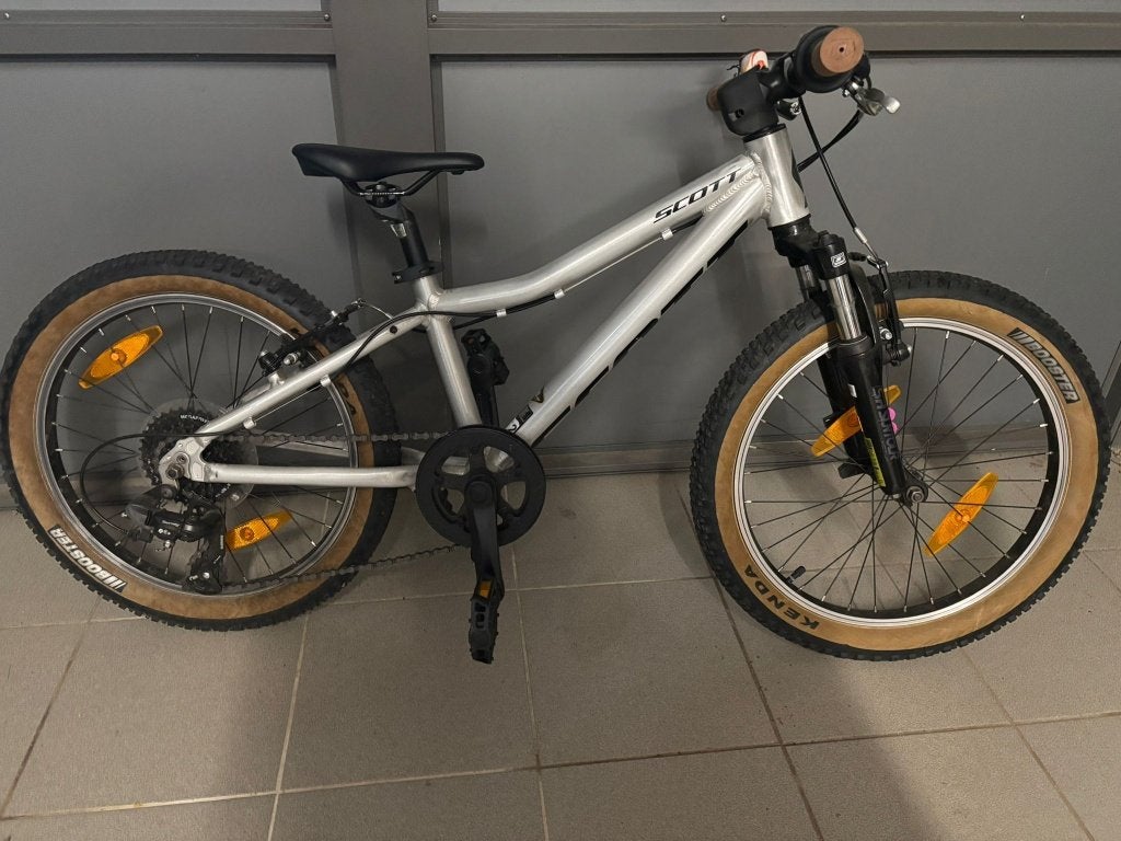 Scott 20´, Fietsen en Brommers, Ophalen, Velgrem, Versnellingen, Zo goed als nieuw