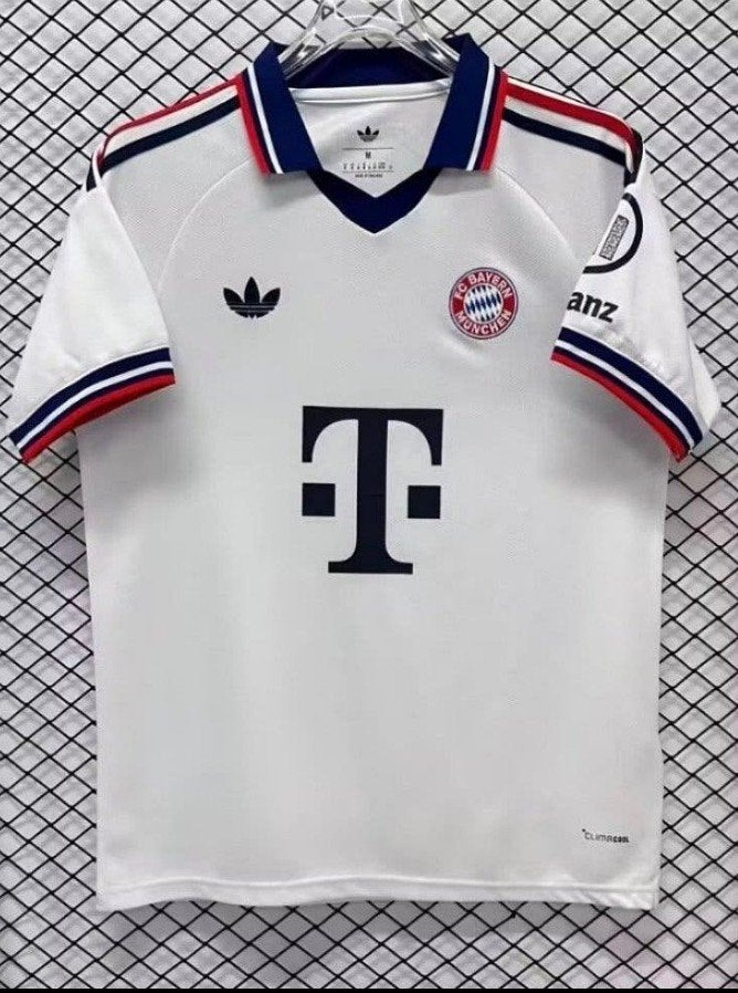 Bayern München Voetbal Uitshirt Origineel Nieuw 2026, Sport en Fitness, Voetbal, Verzenden