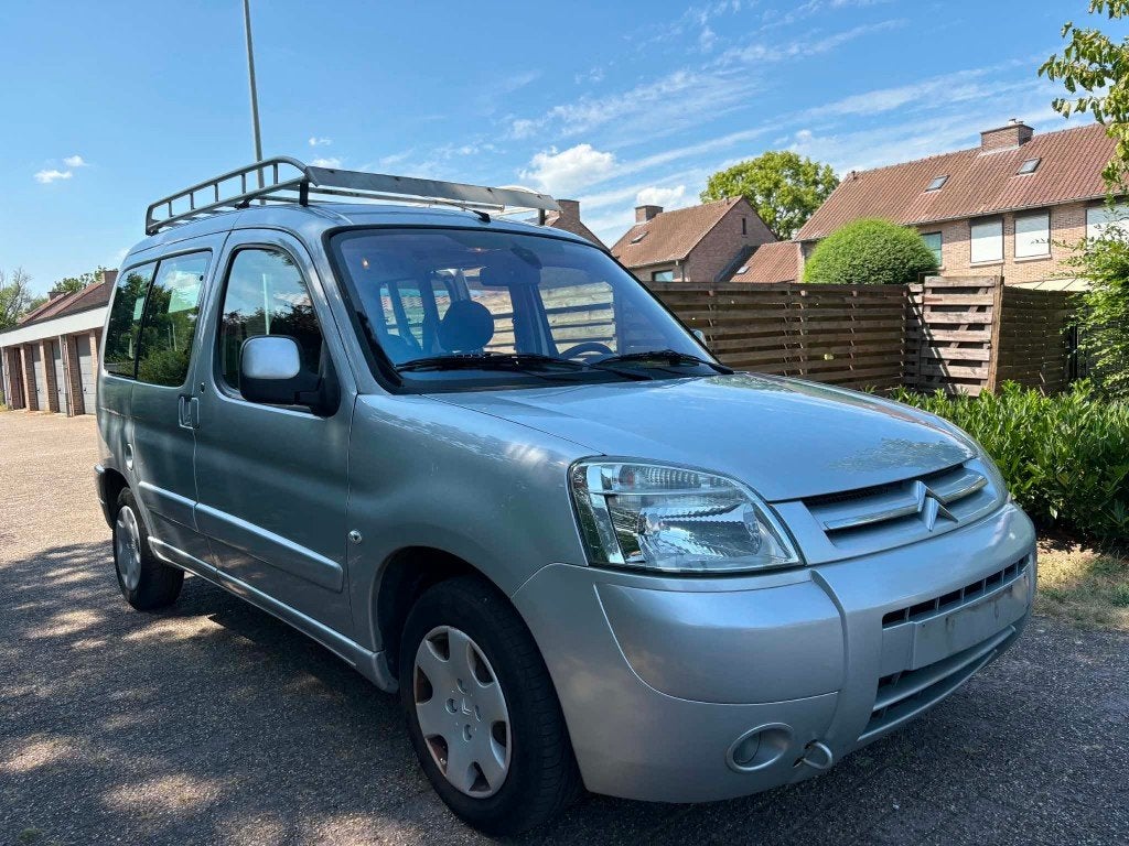 Citroen berlingo 1.4 reedts blanco gekeurd voor verkoop, Auto's, Voorwielaandrijving, 1360 cc, Zwart, 4 cilinders
