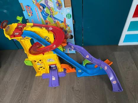 Vtech Toet Toet Auto super stuntpark, Kinderen en Baby's, Ophalen, Zo goed als nieuw, Overige merken