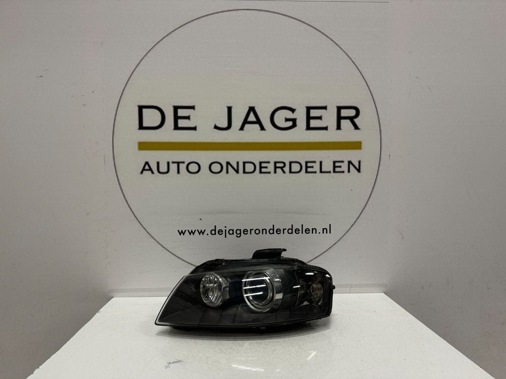 AUDI A3 8P XENON KOPLAMP LINKS 8P0941003R, Auto-onderdelen, Gebruikt, AUDI AG, Auto-Union-Strasse 1
85045  Ingolstadt, DE, Audi