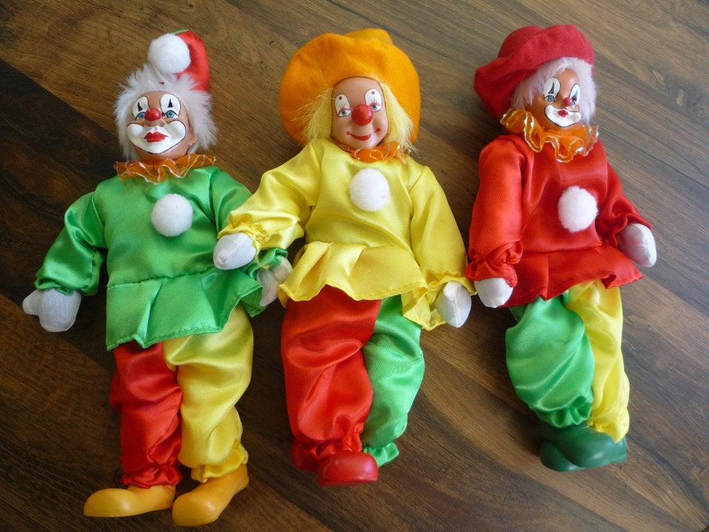 set van 3 carnavalsclownpoppen als deco uit oude bakkerij, Enlèvement ou Envoi, Maison et Meubles