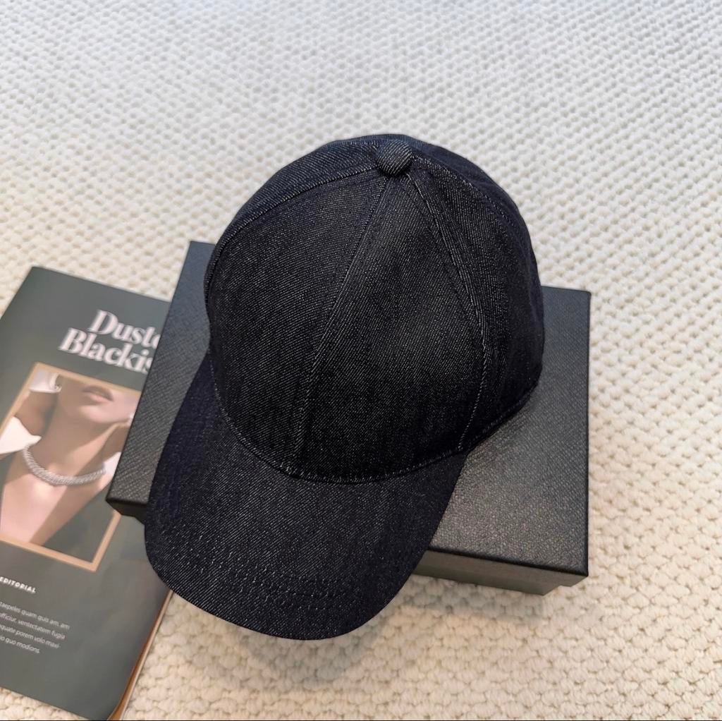 Prada pet, Ophalen of Verzenden, Nieuw, Pet