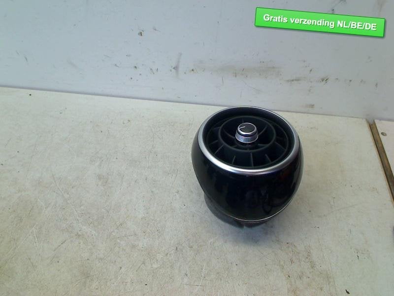 DASHBOARD LUCHTROOSTER LINKS Audi A1 Sportback (8XA / 8XF), Info@audi.de, Audi, Audi AG, Gebruikt