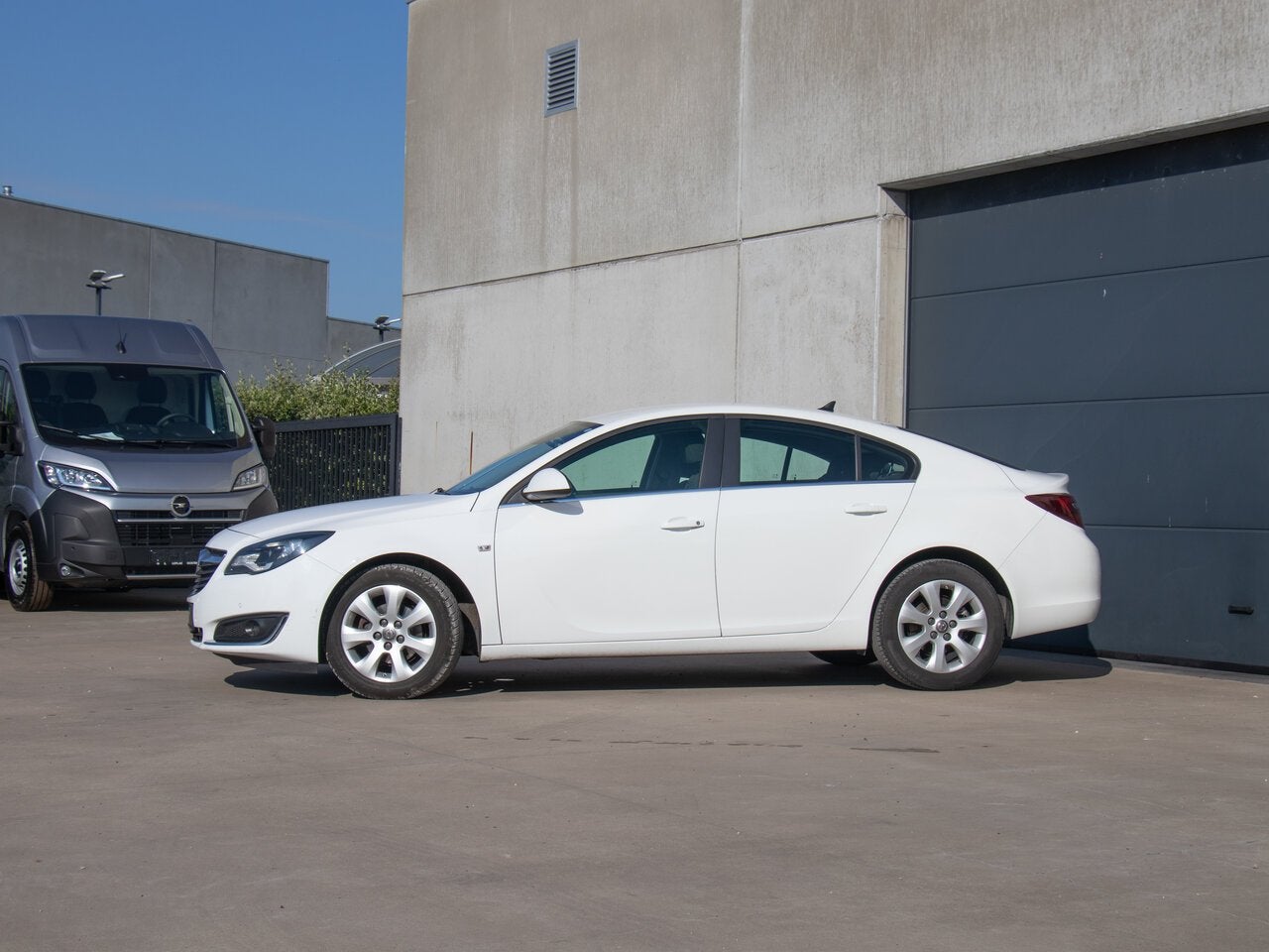 Opel Insignia 1.4 MT6 140PK SENSOREN|NAVI|AUTO AIRCO, Autos, Opel, 0 kg, 0 cylindres, Capteur de lumière, 140 ch