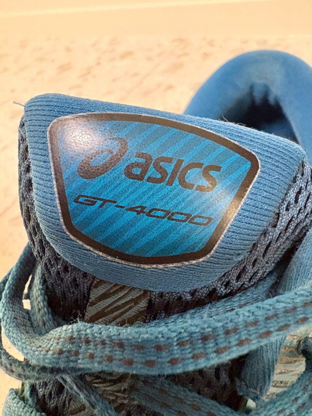 Asics gt-4000 loopschoenen maat 44, Sport en Fitness, Ophalen, Gebruikt, Hardloopschoenen, Hardlopen
