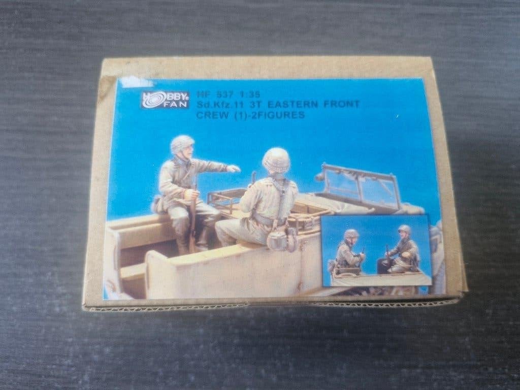 Hobby Fan 1/35 Sd.Kfz.11 3T Eastern Front Crew 2 Figs., Enlèvement ou Envoi, Neuf, 1:35 à 1:50, Personnage ou Figurines