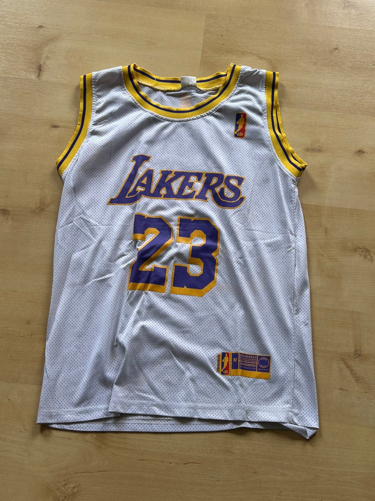 NBA T-shirt ‘Lebron James’, Ophalen, Zo goed als nieuw, Maat 48/50 (M)