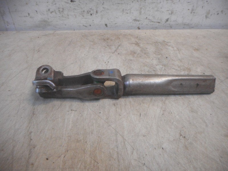 JOINT UNIVERSEL DE DIRECTION Ford Mondeo III Wagon, Autos : Pièces & Accessoires, Commande, Ford, Utilisé