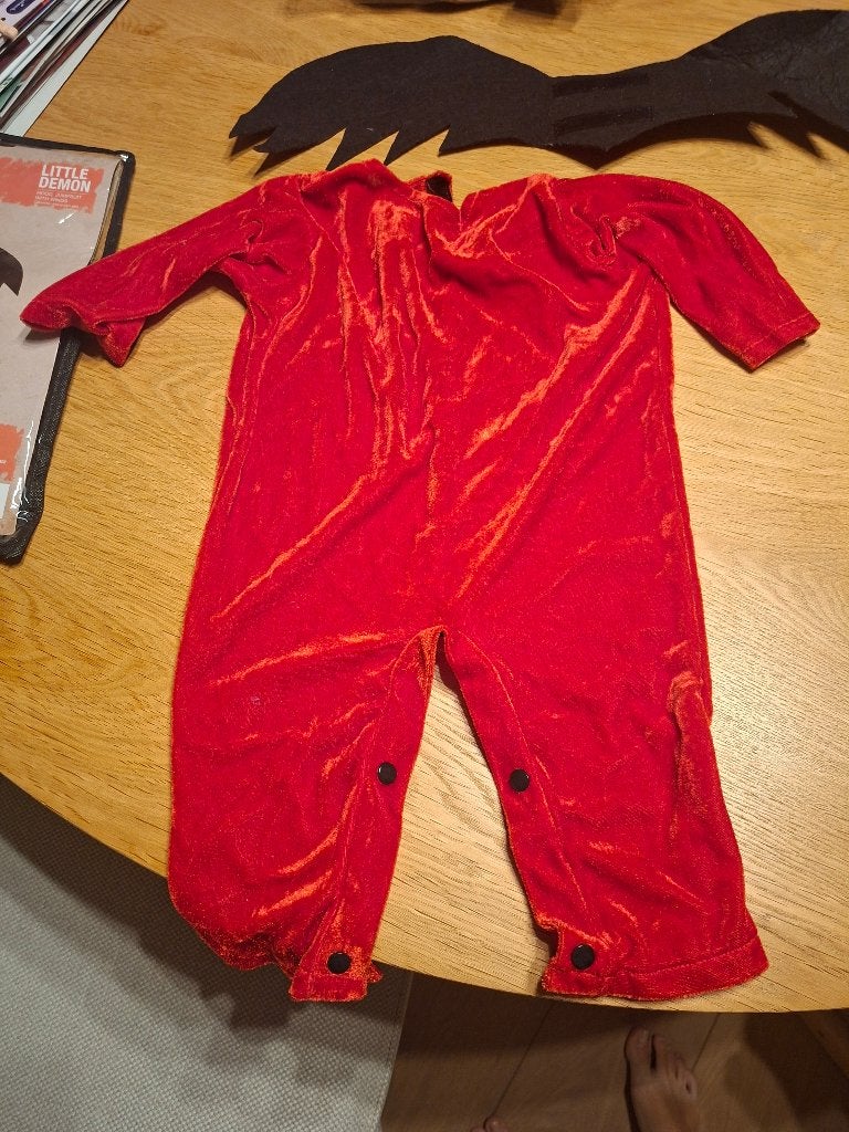 Halloween kostuum duivel 12-18m, Enlèvement, Comme neuf, Costume