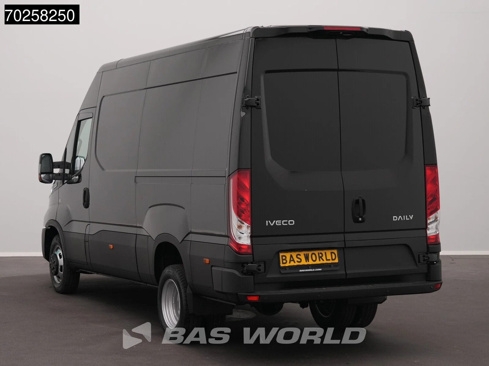 Iveco Daily 35C21 BPM VRIJ! 3.0L Automaat 210PK L2H2 2025-Mo, Autos, Camionnettes & Utilitaires, Neuf, Achat, Euro 6, Entreprise