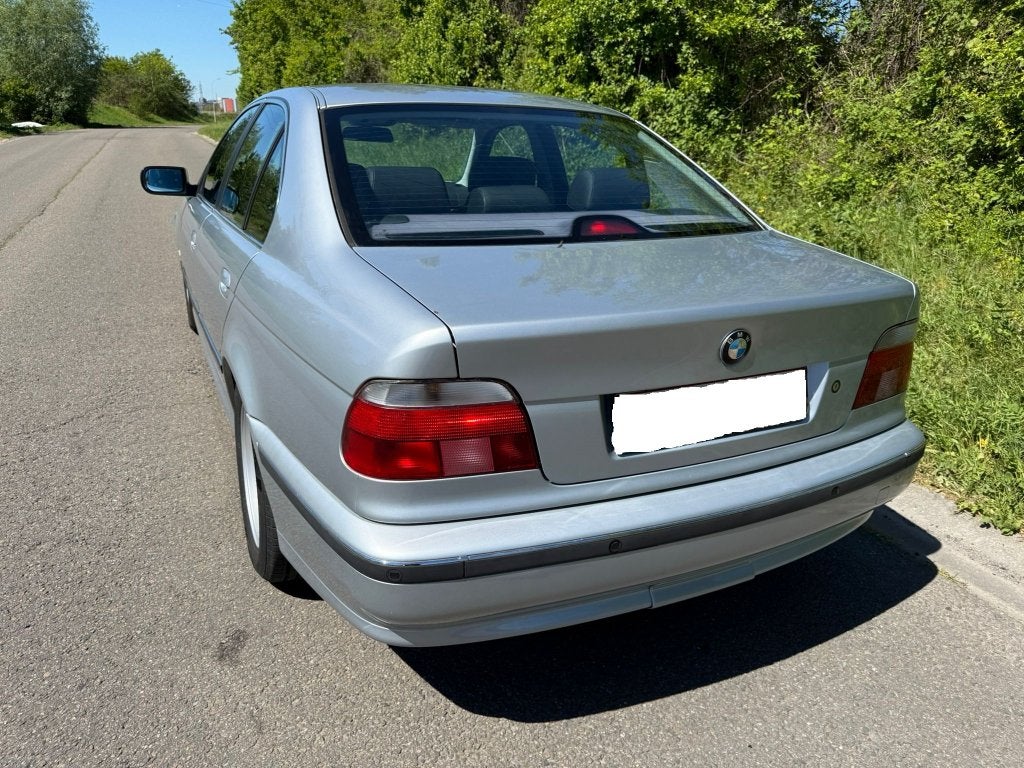 BMW 535i E39, oldtimer, foto 4