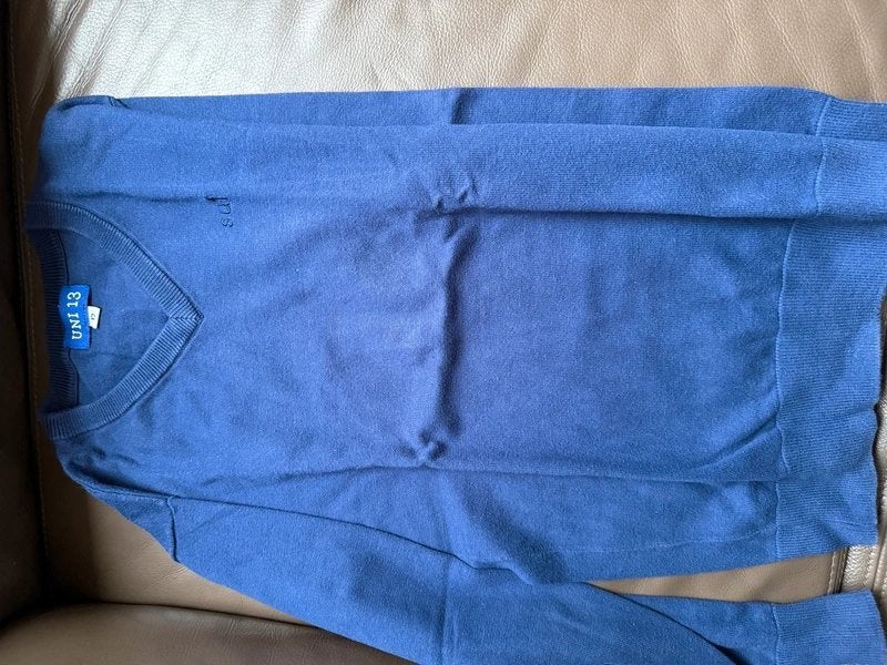 V-kraag trui uniform SUI maat S, Kinderen en Baby's, Ophalen, Gebruikt, Jongen, Trui of Vest
