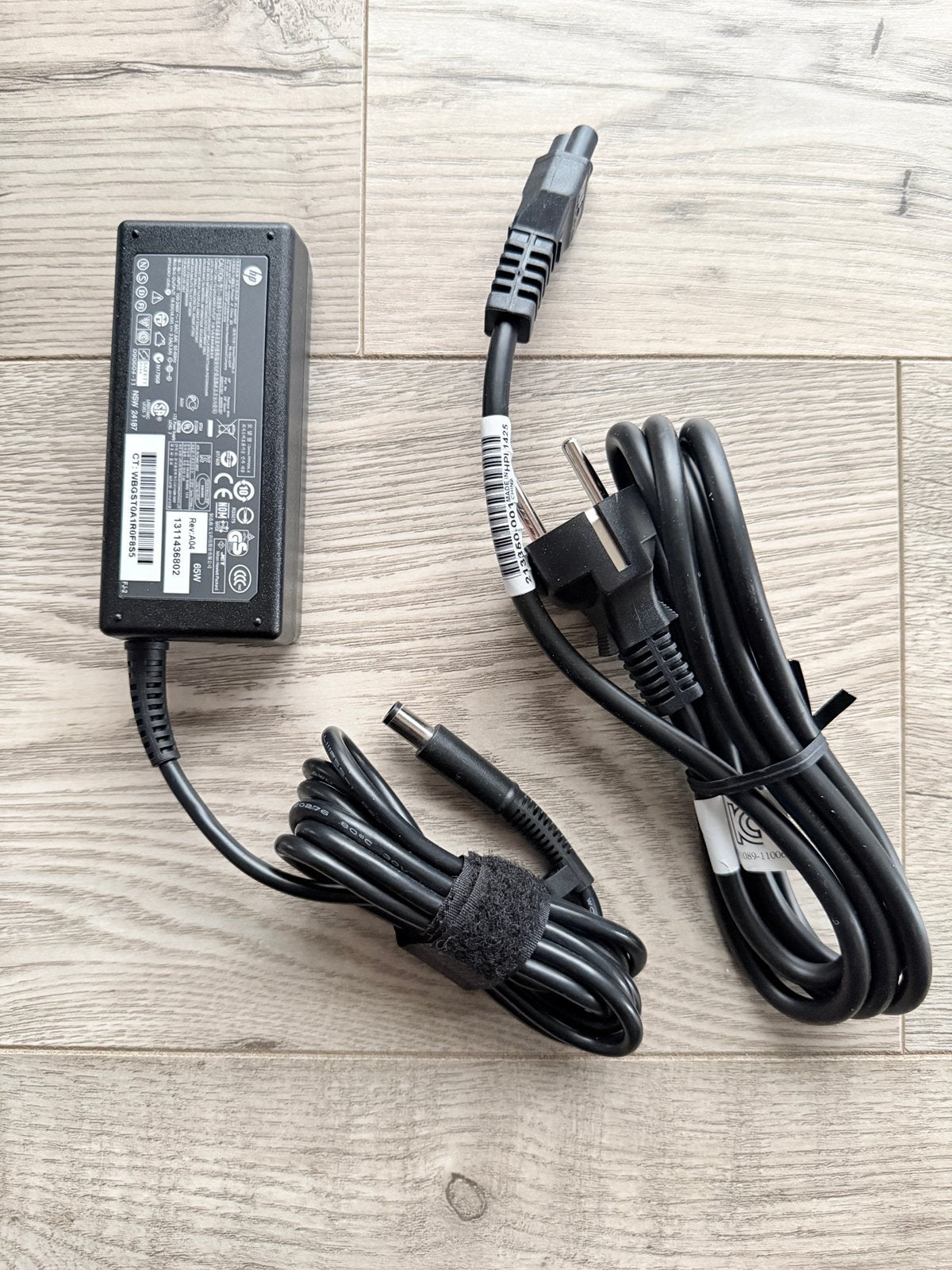 Adaptateur secteur intelligent HP 65 W original, Enlèvement ou Envoi, Comme neuf