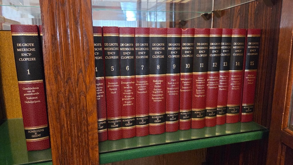 Medische Encyclopedie 15delig als nieuw, Boeken, Ophalen, Medisch, Complete serie, Zo goed als nieuw