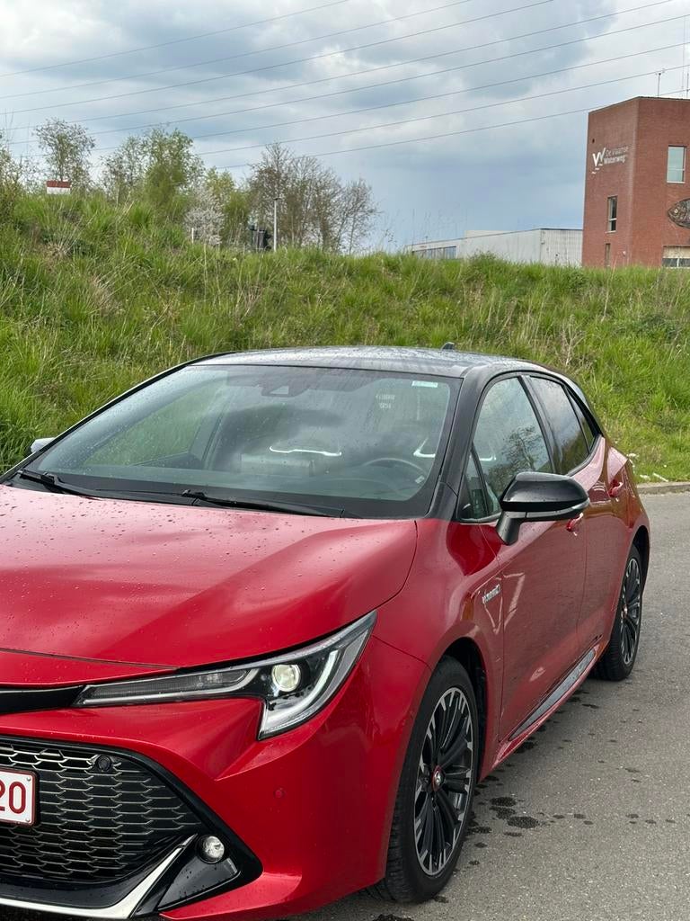 Toyota corolla 1.8 GR, Auto's, Toyota, Bedrijf, Corolla, ABS, Achteruitrijcamera, Adaptieve lichten, Adaptive Cruise Control, Airbags