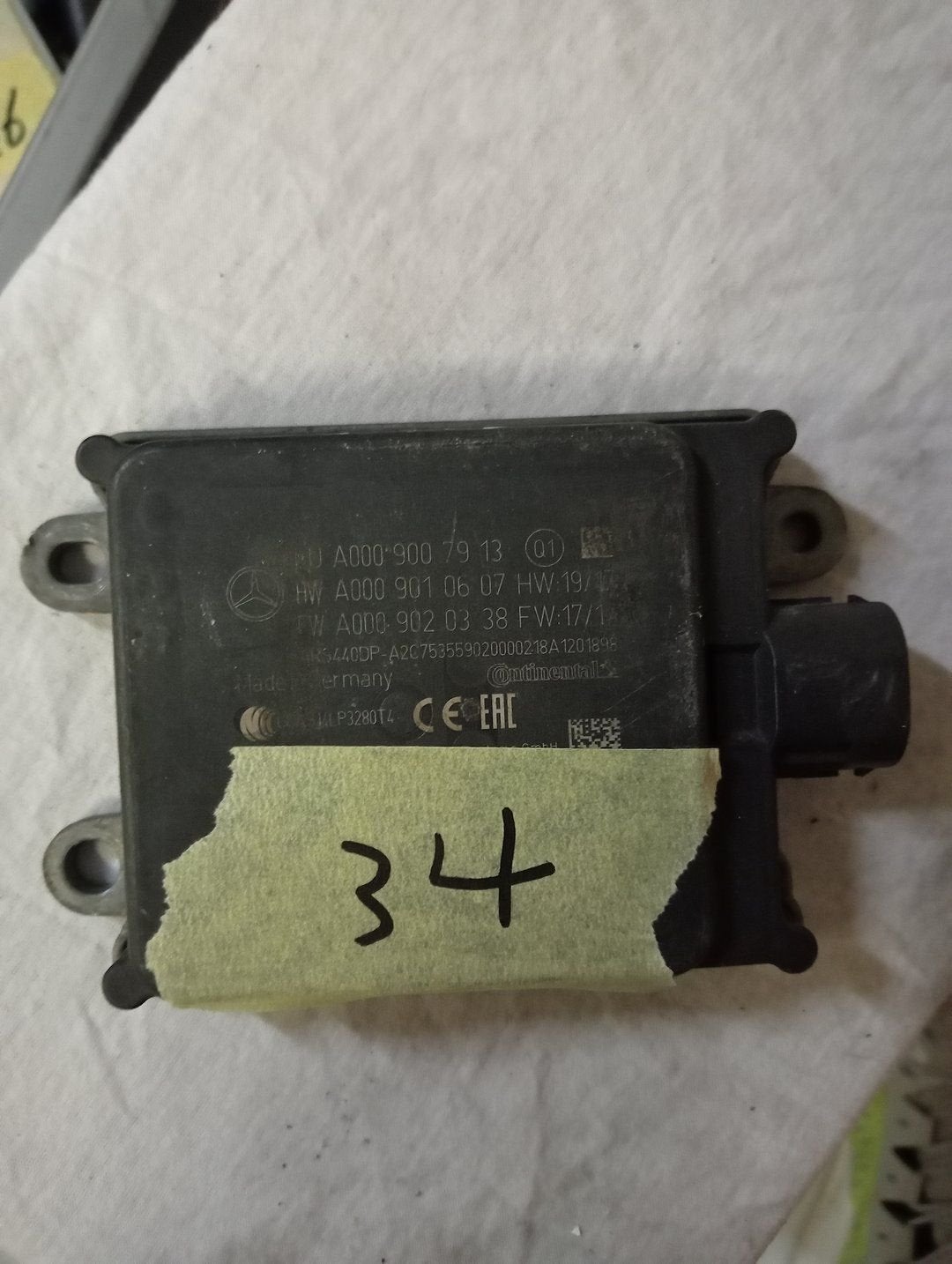 Radarsensor voor verschillende types A0009007913, Utilisé, -, -, Enlèvement ou Envoi