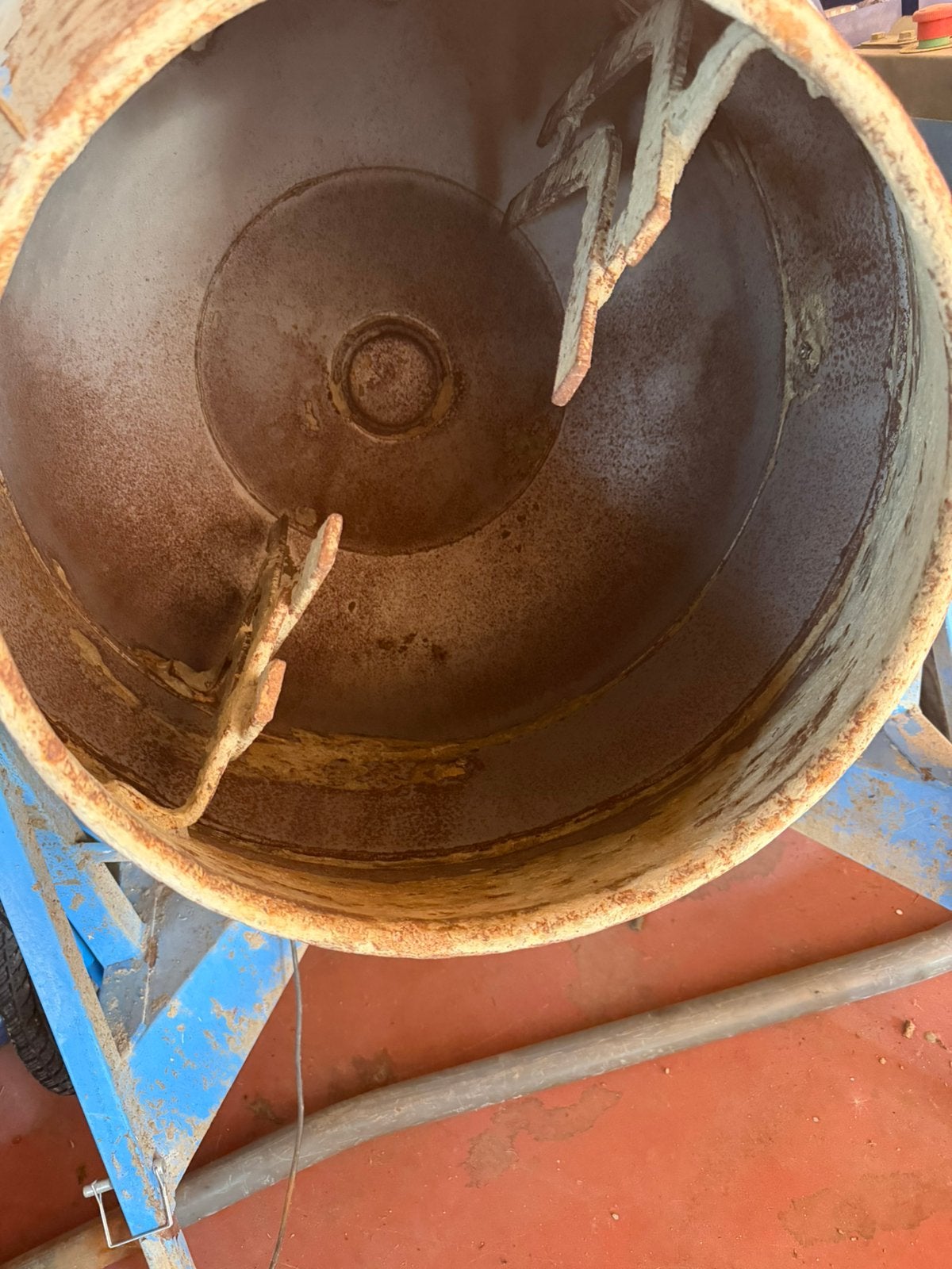 OCEANNE trekbare betonmixer op benzine van 350 l, Ophalen, Gebruikt