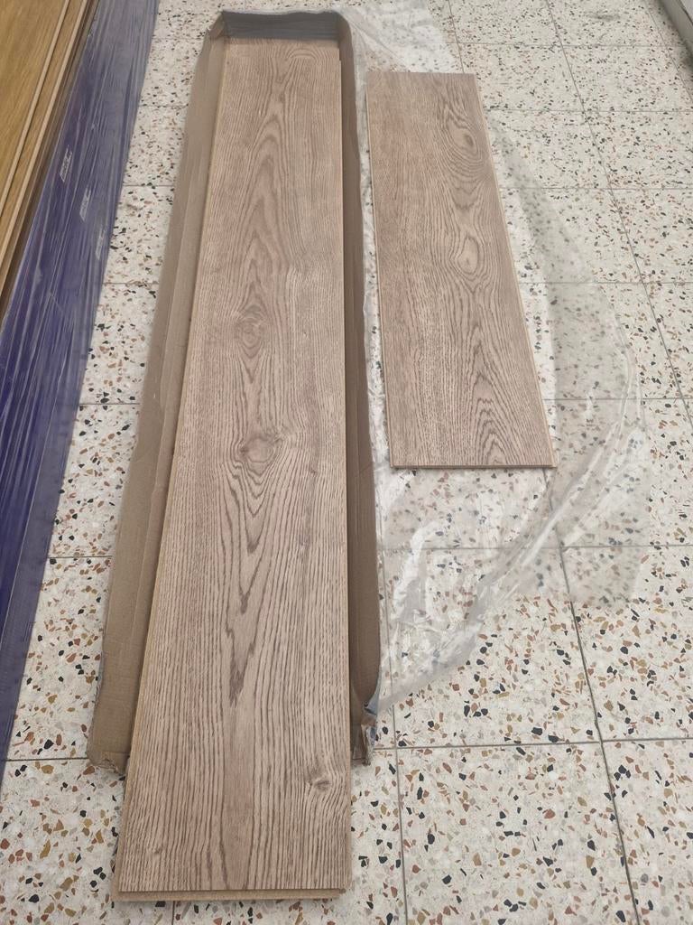 3,5 planken licht bruine klik laminaat 120cm x 19cm, Ophalen, Nieuw, Laminaat