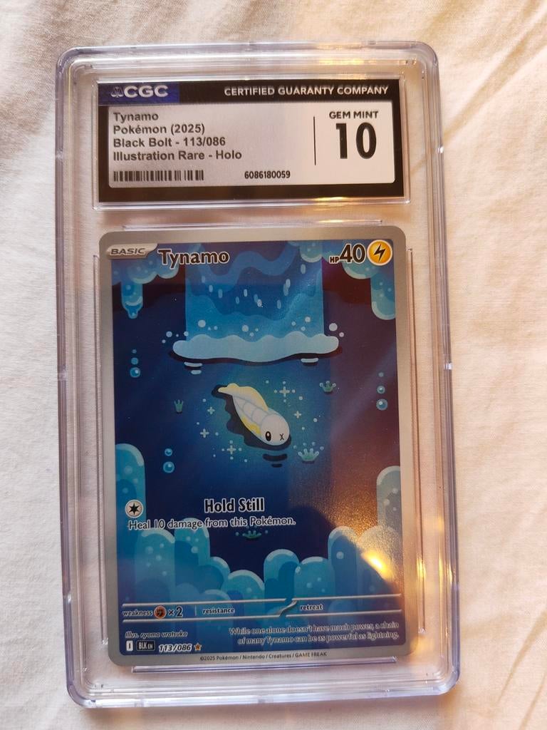 Pokémon TCG: Tynamo CGC 10 Black Bolt 113/086, Ophalen of Verzenden, Nieuw, Losse kaart
