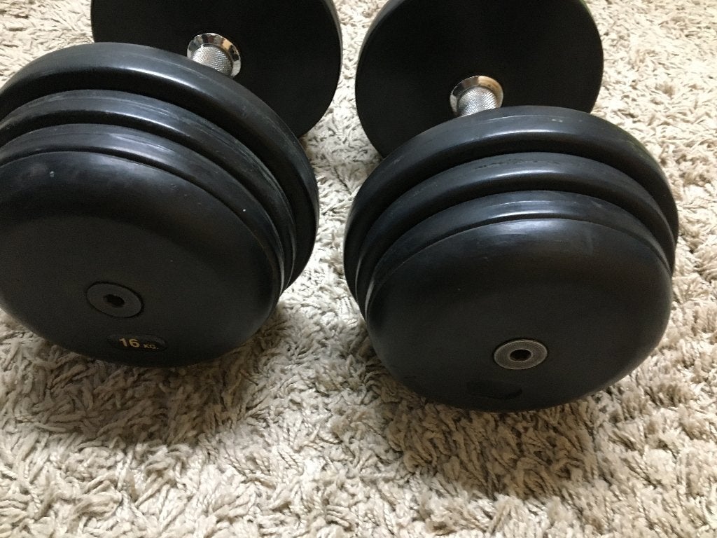 10 vaste dummbells (160kg) +technogym rek, Ophalen