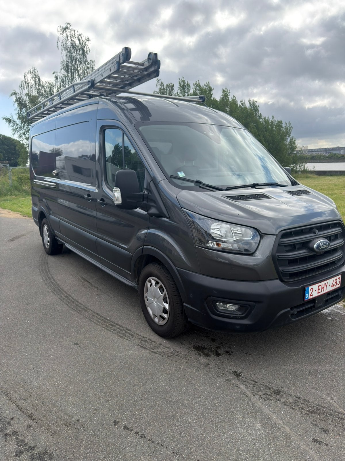 Ford Transit L3 H2 automatique 13 000 km, Autos, Argent ou Gris, Achat, Euro 6, Noir