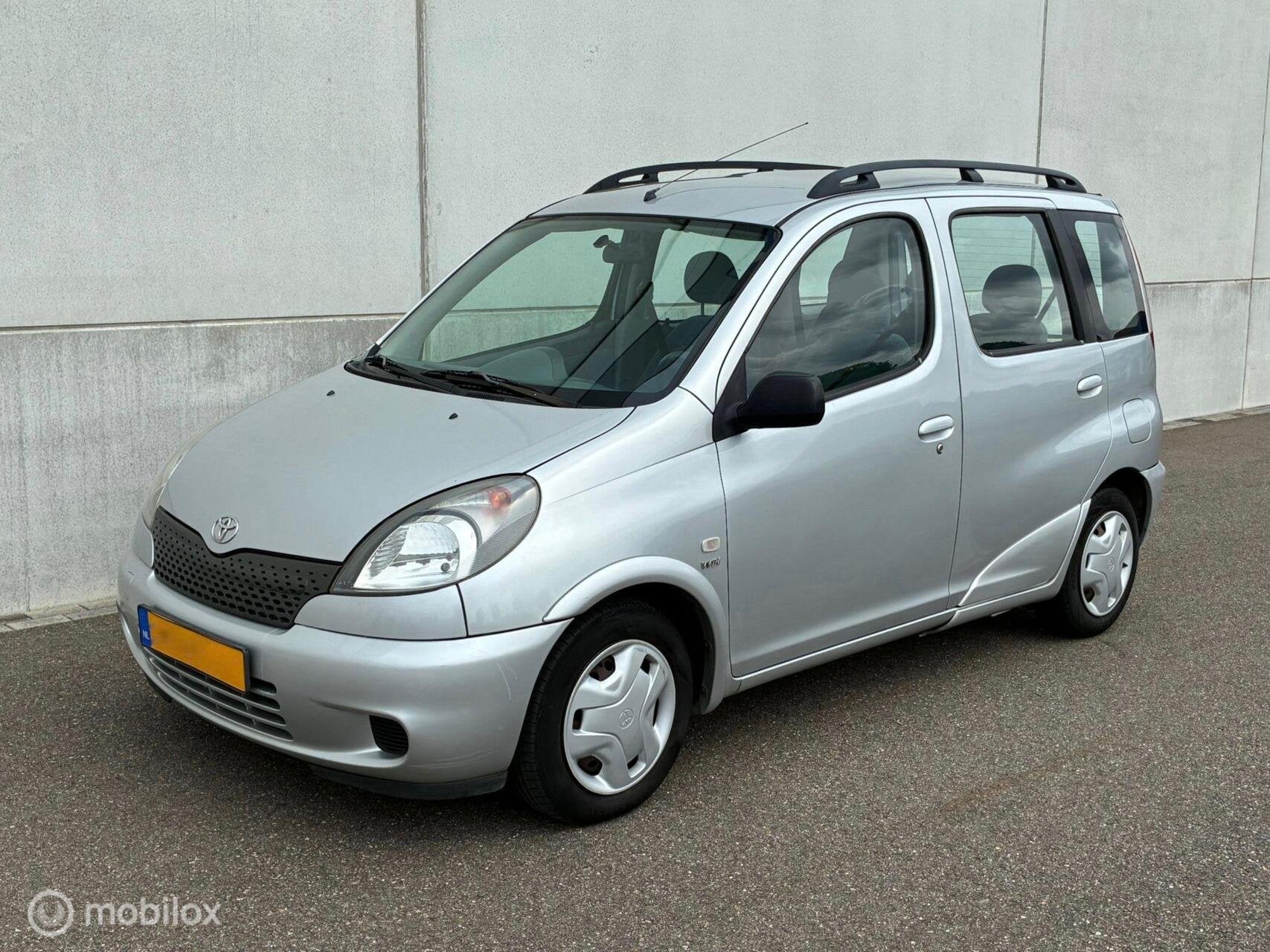 Toyota Yaris Verso 1.5-16V VVT-i Luna AIRCO, Voorwielaandrijving, Gebruikt, 4 cilinders, Yaris Verso