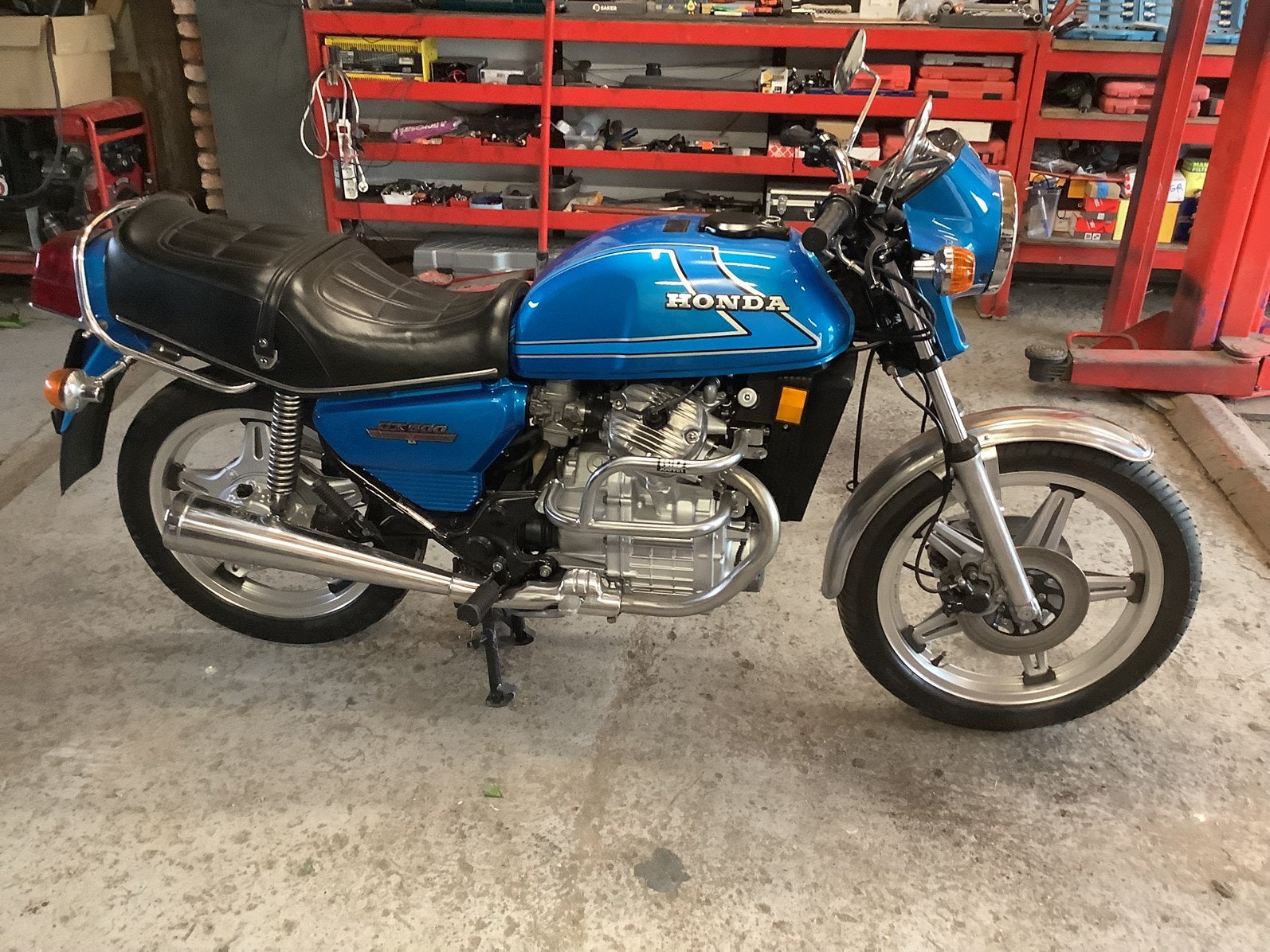 Honda cx 500, Motoren, 2 cilinders, Toermotor