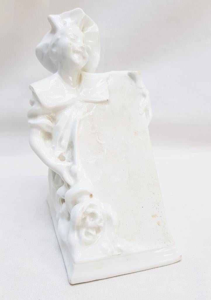MENU porselein figuur kok - Van Hove., Antiek en Kunst, Antiek | Porselein, Ophalen of Verzenden