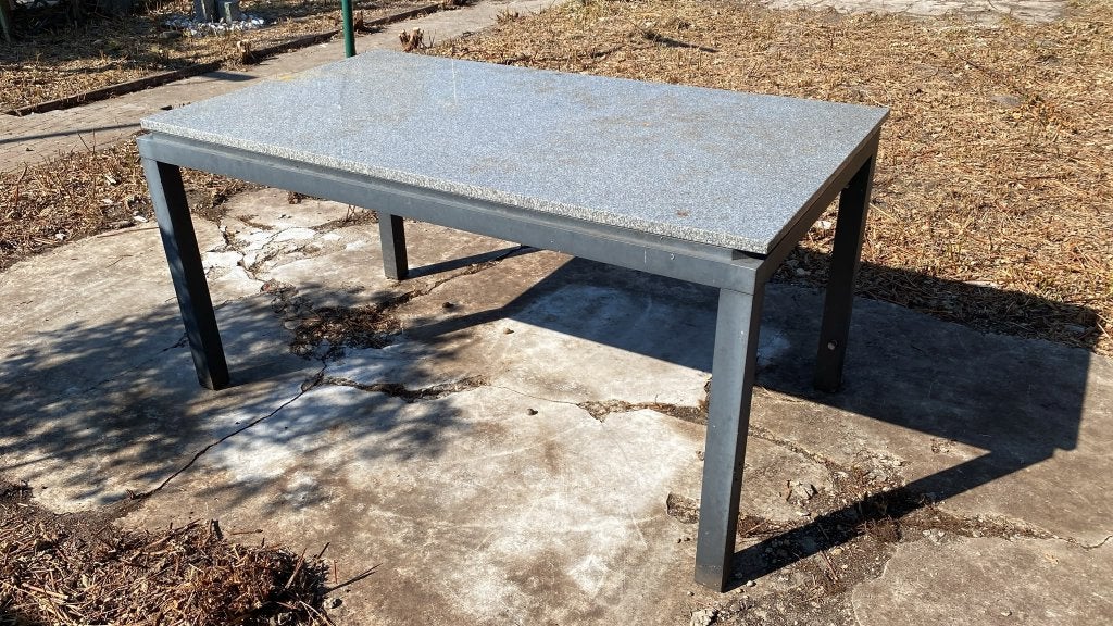 Table de jardin avec plateau en granit, Enlèvement, Comme neuf, Aluminium