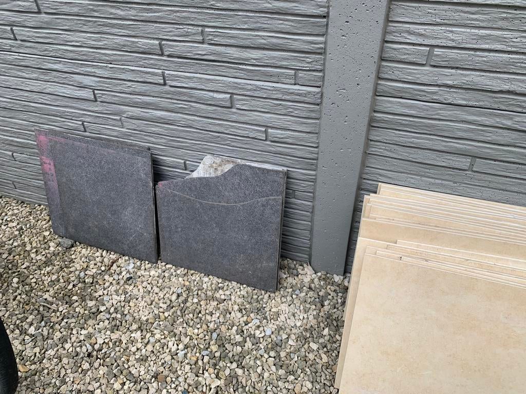 Terrastegels, Enlèvement