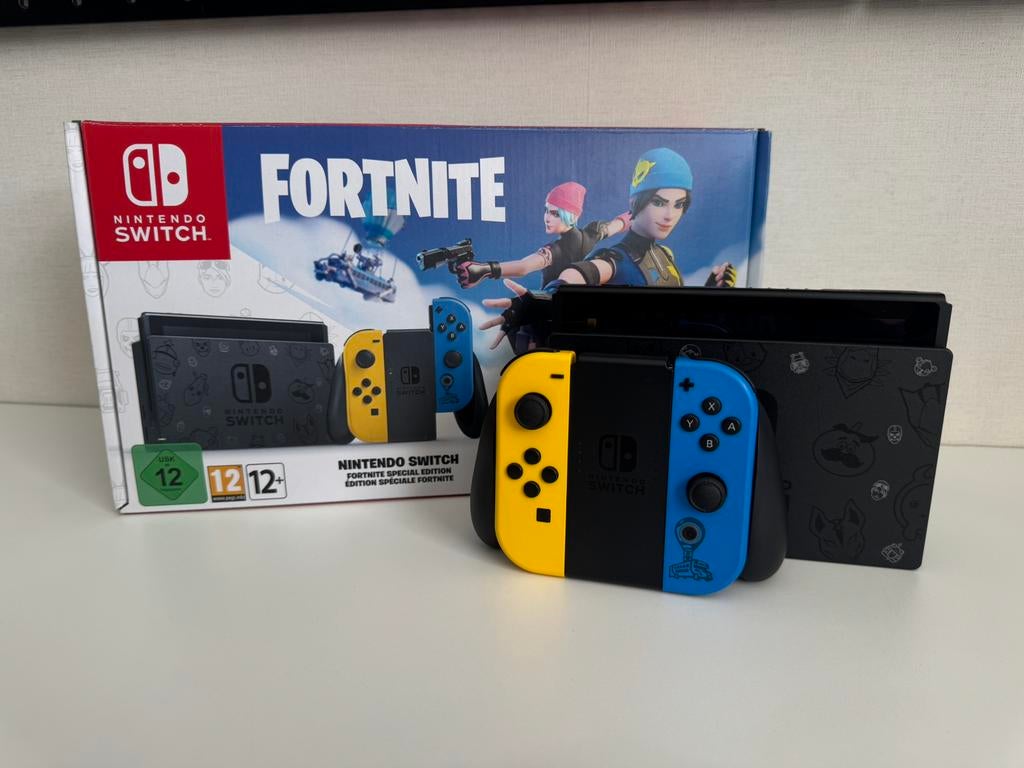Nintendo Switch Fornite special edition in zeer goede staat, Enlèvement, Utilisé, Switch 2019 Upgrade