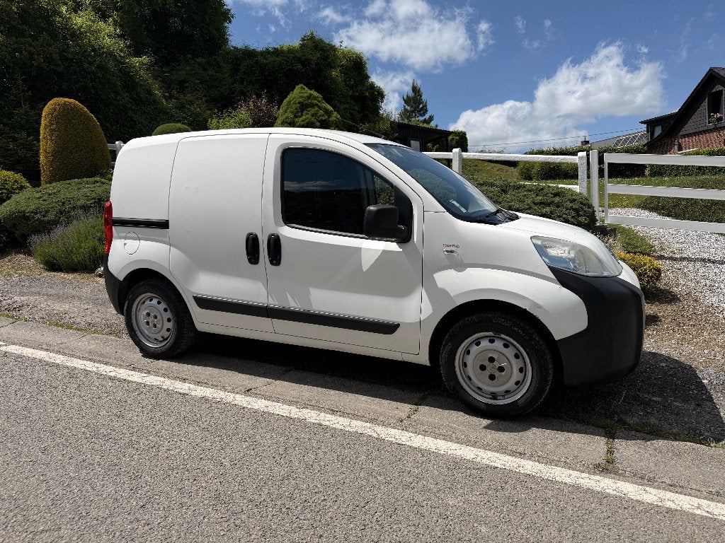 Citroen Nemo 1.4 HDI UTILITAIRE avec Controle technique, Auto's, Citroën, 4 deurs, 50 kW, 4 cilinders, Wit