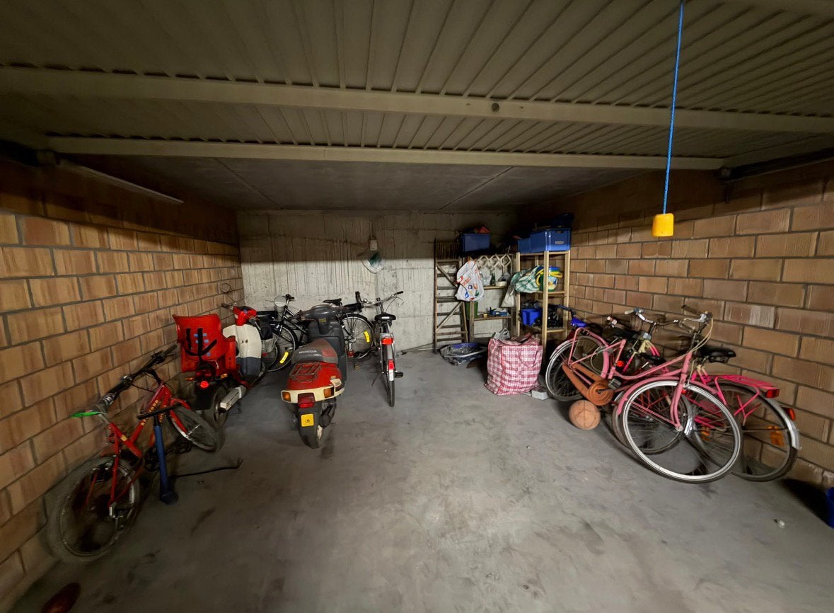 Garage a vider entièrement - GRATUIT, Divers, Enlèvement, Utilisé