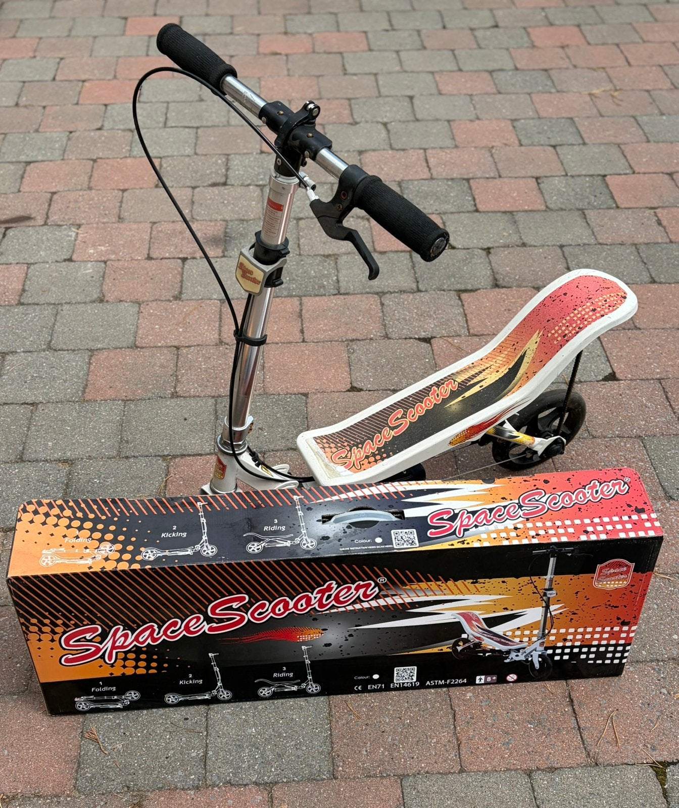 Space scooter wit, Fietsen en Brommers, Steps, Ophalen, Gebruikt