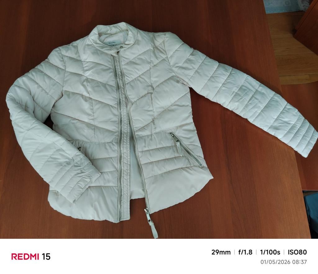 Gewatteerde jas Bershka maat M, Wit, Bershka, Gedragen, Ophalen