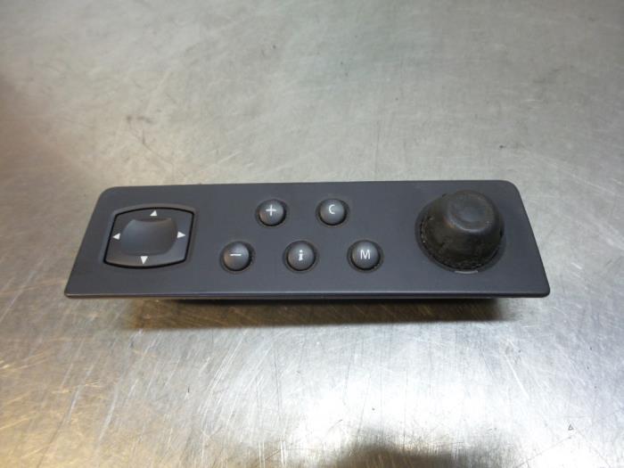 Navigatie bedienings paneel van een Renault Scenic (Scenic 0, Gebruikt, -, Renault, -