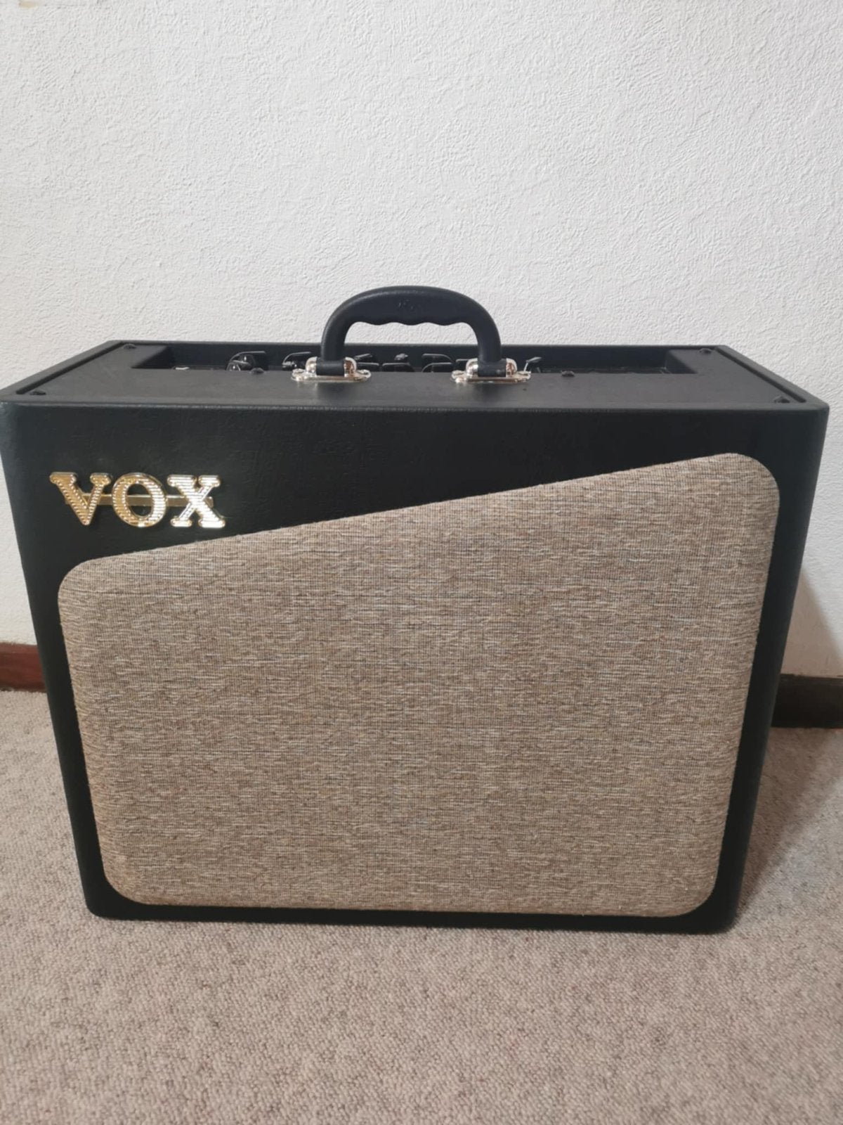 Vox AV 30, Ophalen, Zo goed als nieuw