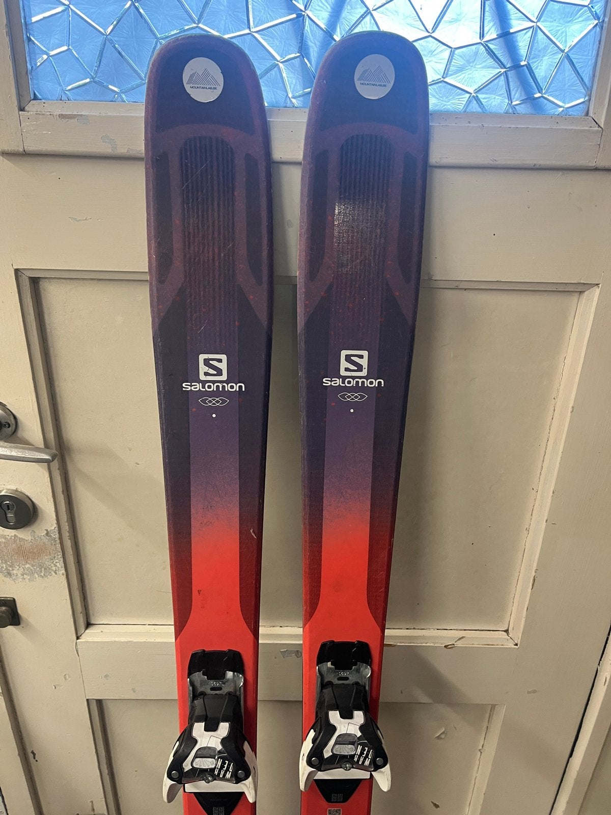 Dames skis Salomon QST 85 Myriad 153cm, Sport en Fitness, Ophalen, 140 tot 160 cm, Gebruikt, Salomon