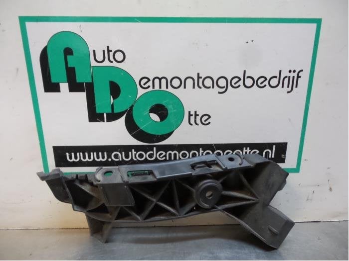 Support pare-chocs arrière droit d'un Seat Ibiza (Ibiza 08-, -, Utilisé, -, Seat
