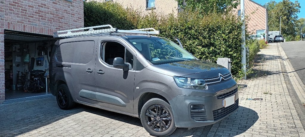 CITROËN BERLINGO BESTELWAGEN UIT 2021 - 116 KM, Auto's, Voorwielaandrijving, 730 kg, Multifunctioneel stuurwiel, Overige kleuren